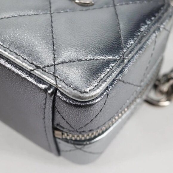 CHANEL Matelasse Chain Shoulder Bag Lamb Skin Silver CC Auth MX038AM - Picture 3 of 16